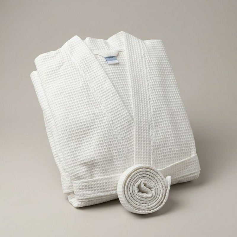 Халат для отелей вафельный белый, воротник планка, Россия, размер: 44-54, 56-62