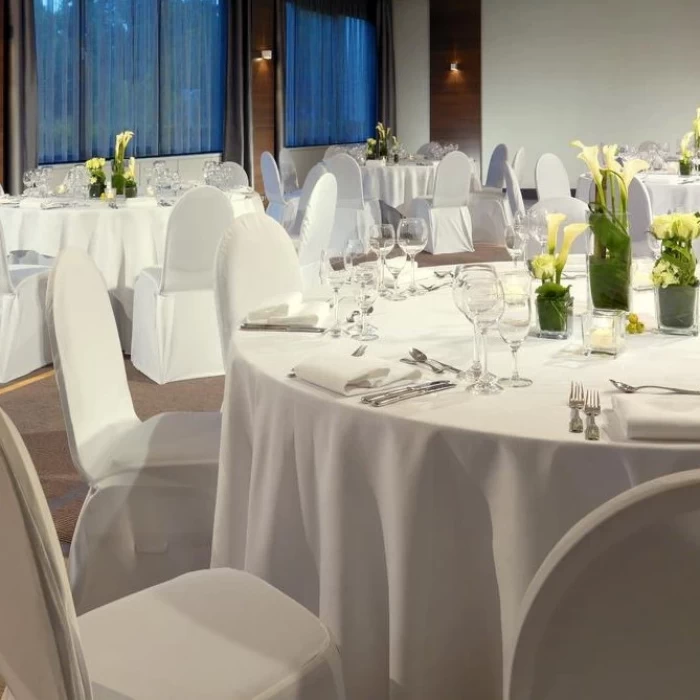 Скатерть круглая из ткани "Ричард " (53% п/э, 47% х/б)